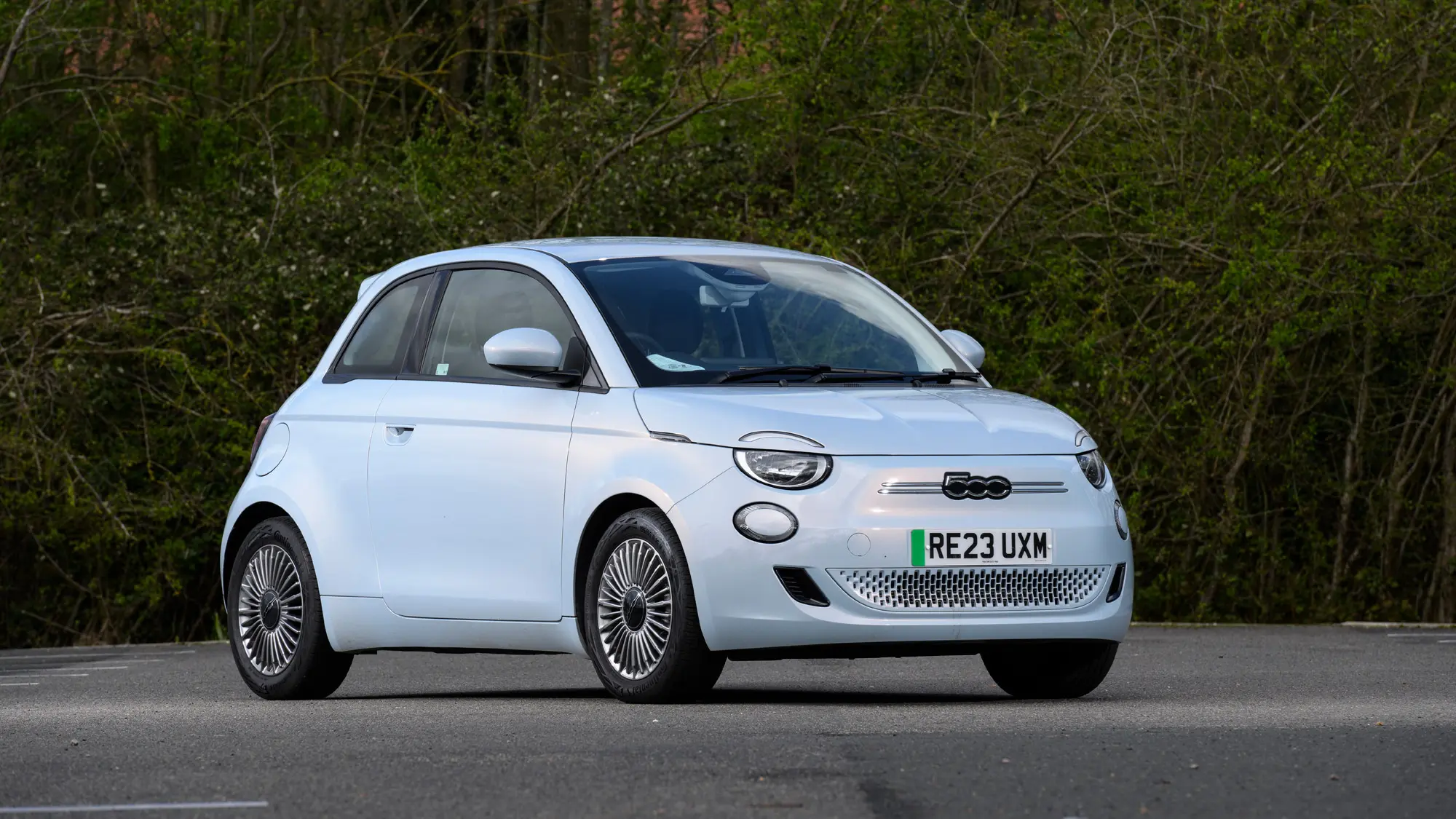 Compact EV